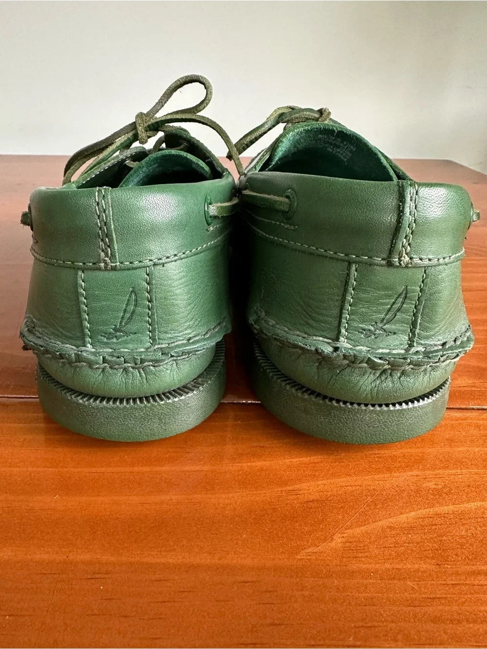 N/A sperry gold